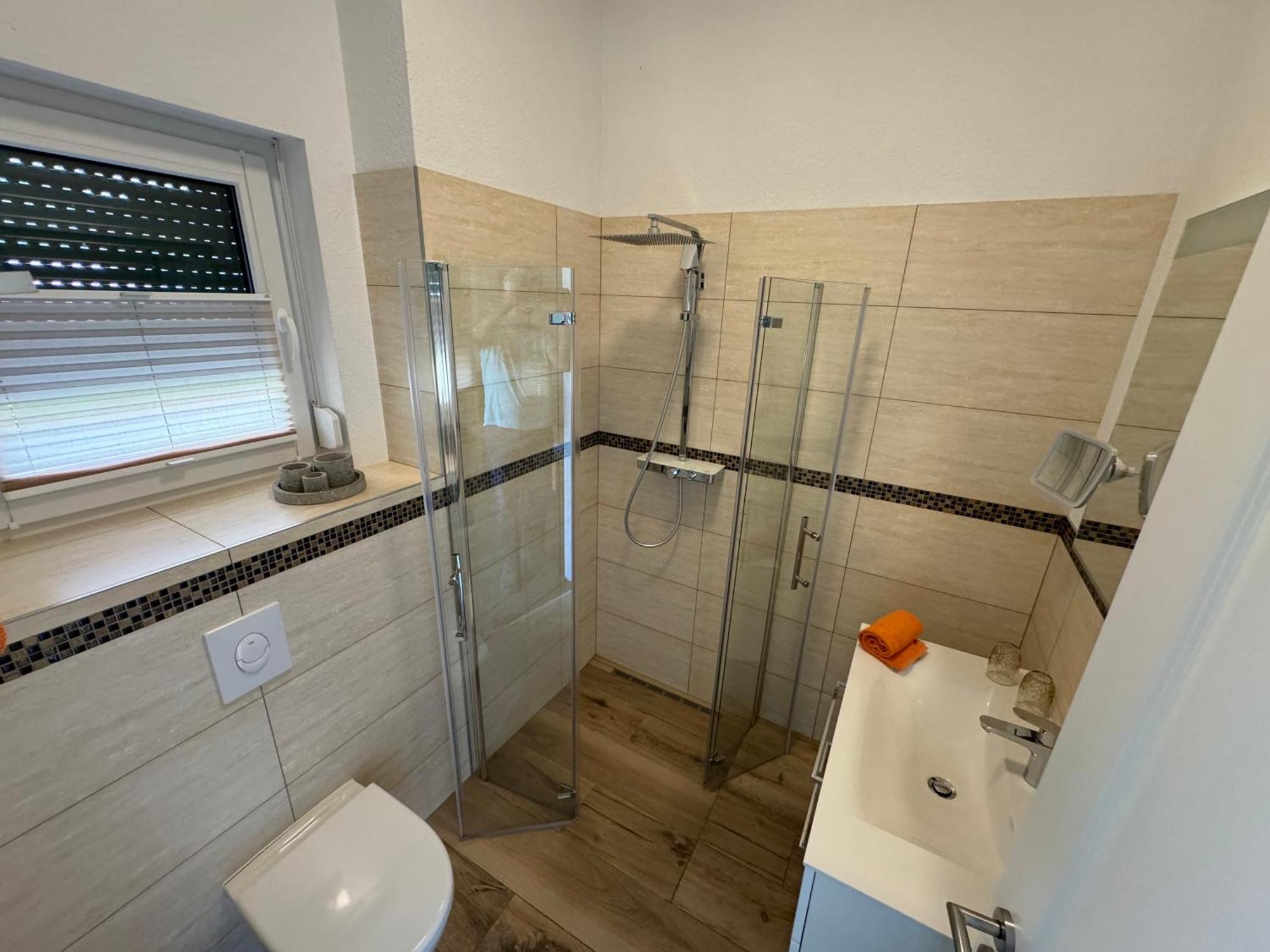 Bed & Breakfast Am Waldguertel Forst  Εξωτερικό φωτογραφία